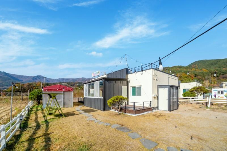 Cheongdo Cookie Kids Pool Villa Pension, Dalseong