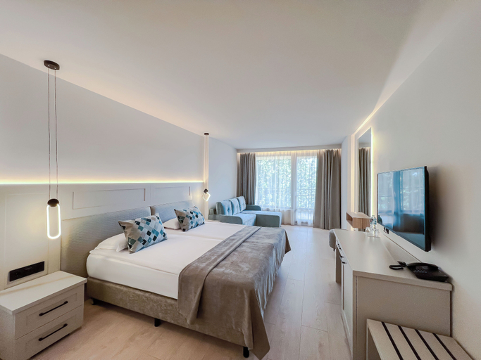 Bedroom 4, GRIFID Noa - Premium Ultra All Inclusive, Varna
