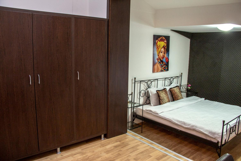 Others 5, Happy Accomodation, Municipiul Bucuresti