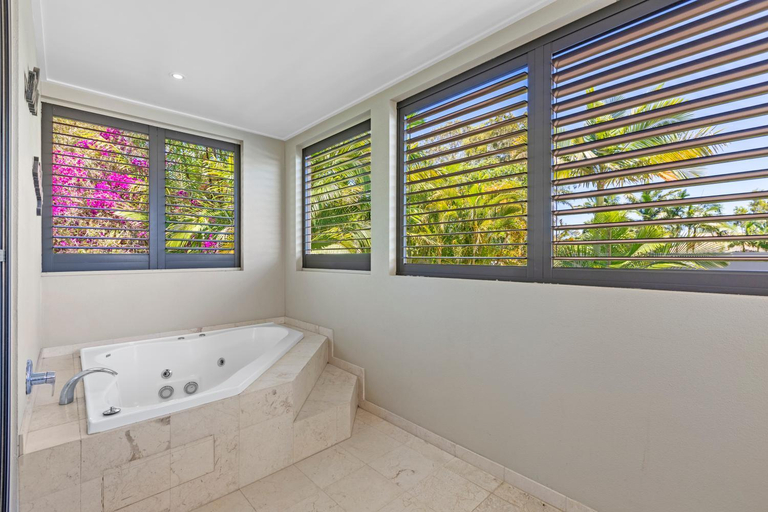 Bathroom 3, Noosa Village River Resort, Noosa - Noosa-Noosaville