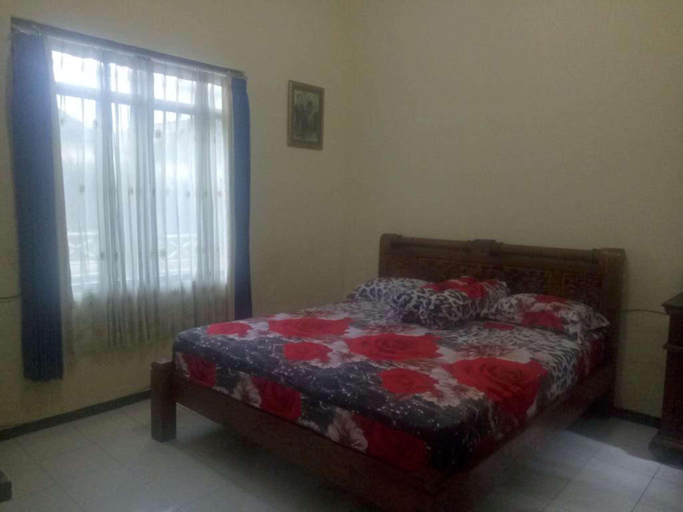 Bedroom 4, Standart bengalow 05 at Javana , Malang