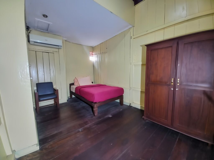 Bedroom 10