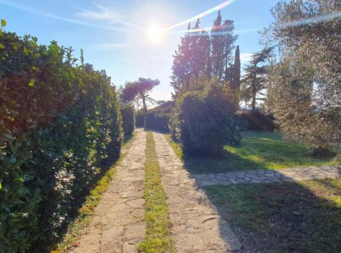Others 5, Seafront Dreamy Holiday Home Spina With Pool, Umag