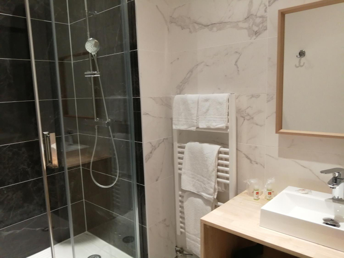 Bathroom 1