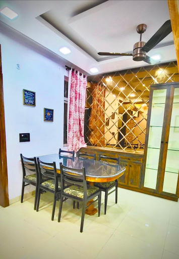 Others 5, Homestay- a better living, Lucknow