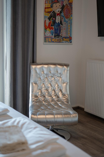Bedroom 14