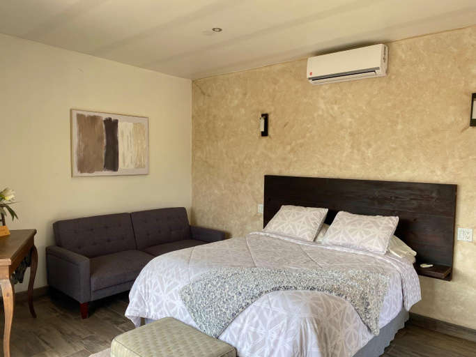 Bedroom 13