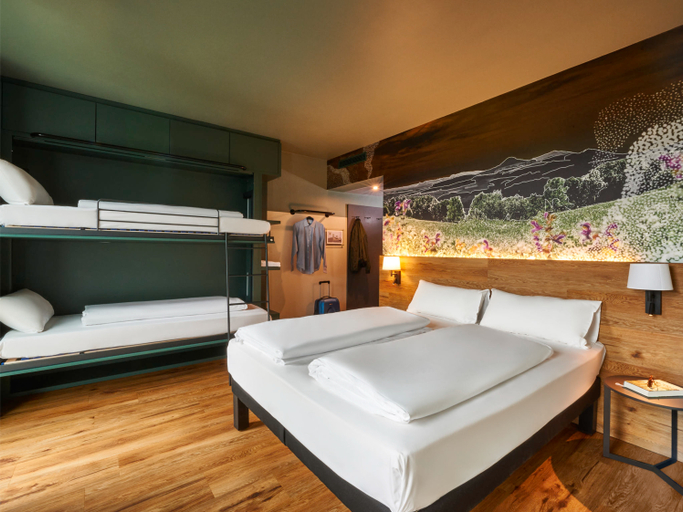 Bedroom 4, ibis Styles Singen, Konstanz