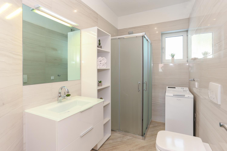 Bathroom 3, Villa Aqua, Šibenik