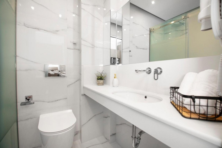 Bathroom 3, 4-You Family Hotel, Central Macedonia