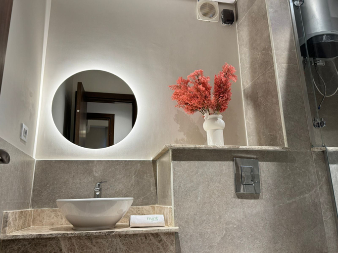 Bathroom 3, Mynt stay hotel apartment - zed towers, Sheikh Zayed