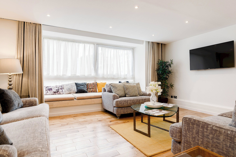 Others 3, 4 Bedroom Villa on Marble Arch, London