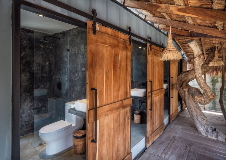 Bathroom 4, Meteora Stay & Co-Working Space, Cozumel