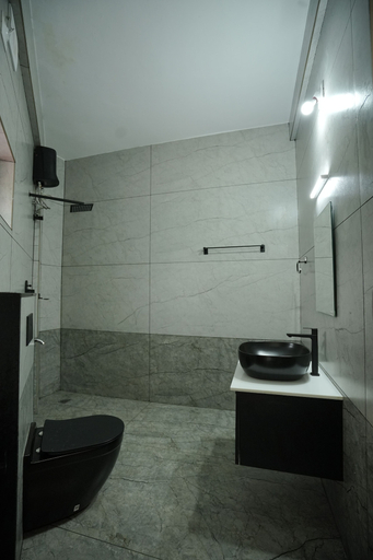 Bathroom 5, Sreeja Myst, Thrissur