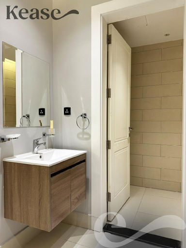 Others 5, Tawun B3-11 Royal touch Balcony AZ24, Riyadh