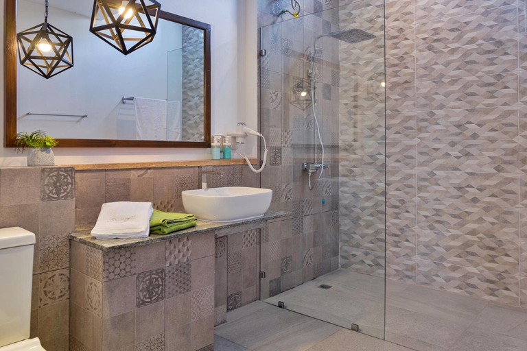 Bathroom 4, Shaviyani Retreat, North Ari Atoll