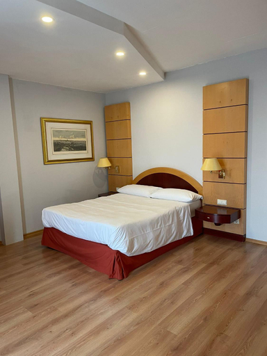 Bedroom 12