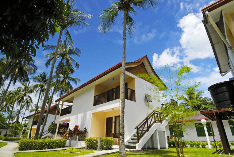 Exterior 7