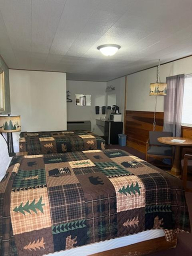 Bedroom 2, Spring Creek Inn, Pennington