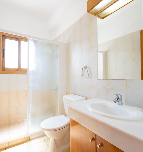 Bathroom, Villa Ira Finiki