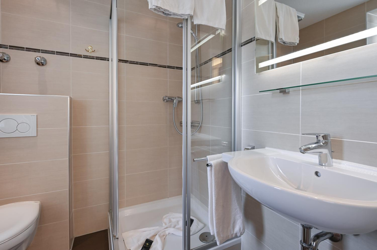 Bathroom 5, Hotel Ludwigs, Ostallgäu
