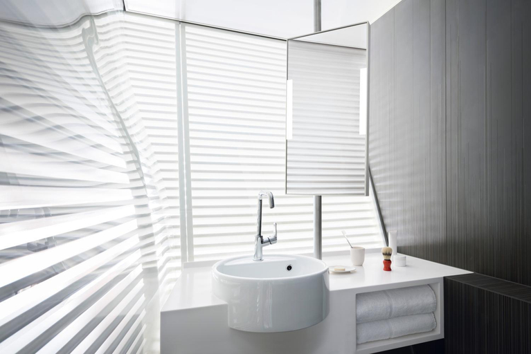 Bathroom 4, OKKO Hotels Strasbourg Centre, Bas-Rhin