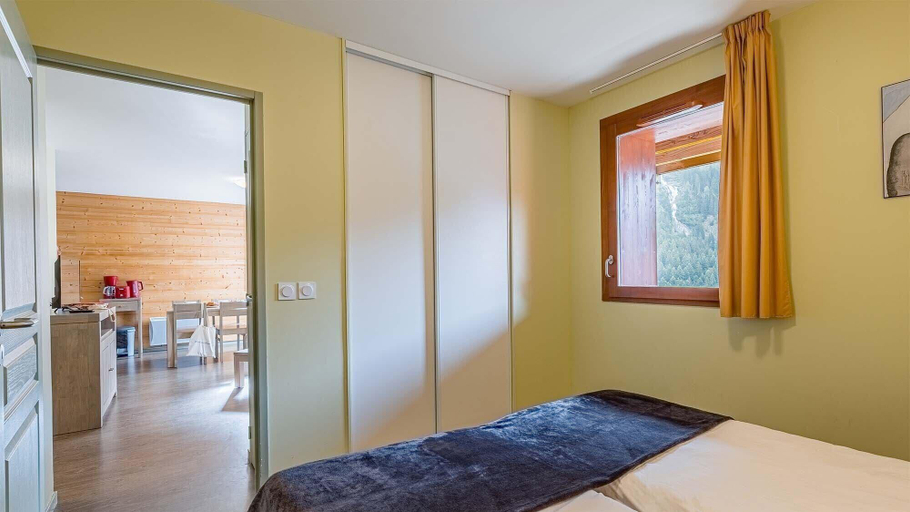 Bedroom 2, Ra Sidence Les Epinettes, Isère