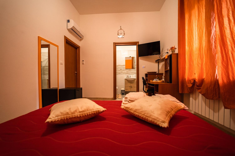 Others 2, Sole Luna B&B, Pescara
