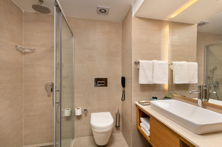 Bathroom 3, Pukka Boutique Hotel, Antalya