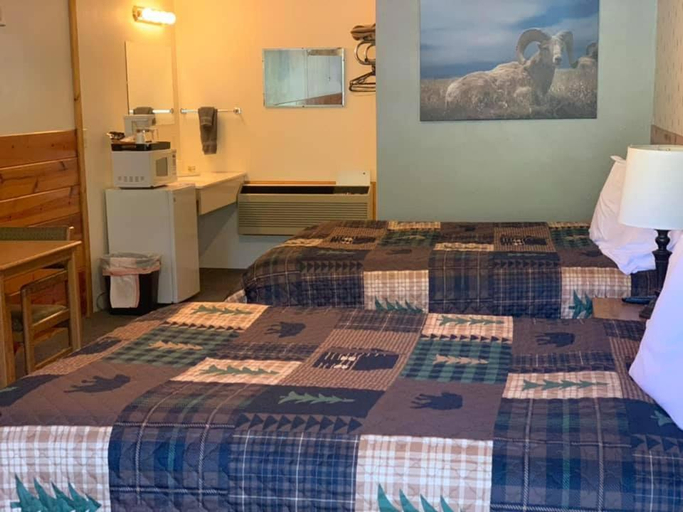 Bedroom 2, Spring Creek Inn, Pennington