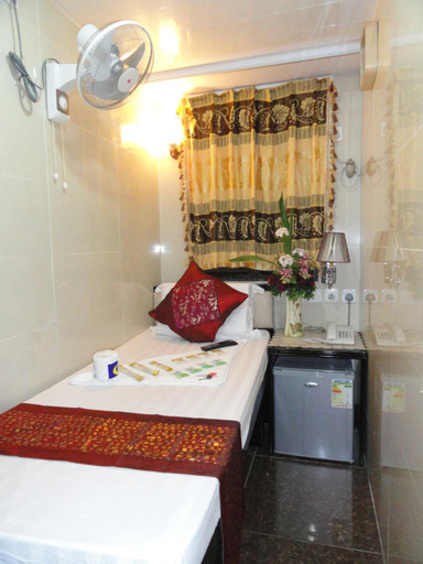 Bedroom 12
