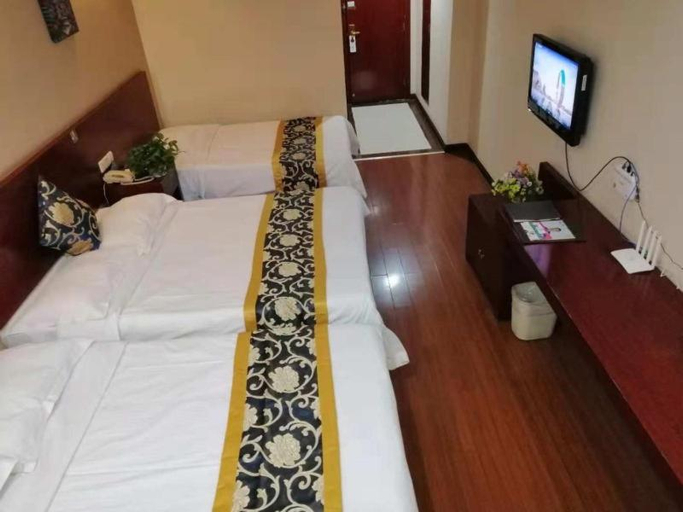 Bedroom 3, GreenTree Inn Tianjin Beiyang Bridge Business Hotel, Tianjin