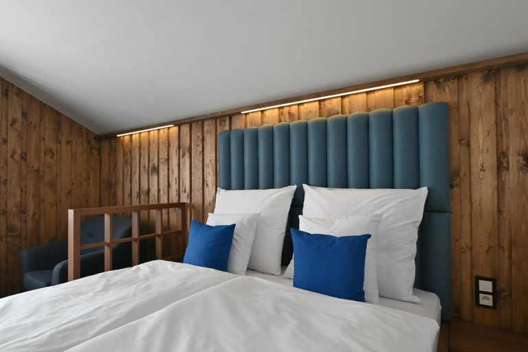 Others 3, Apartmany Spessart, Chomutov
