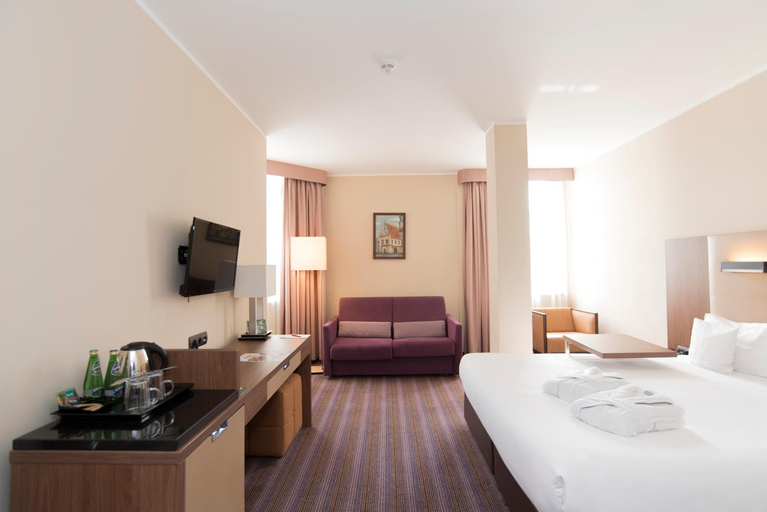 Bedroom 2, Hotel DeSilva Premium Poznań, Poznań City