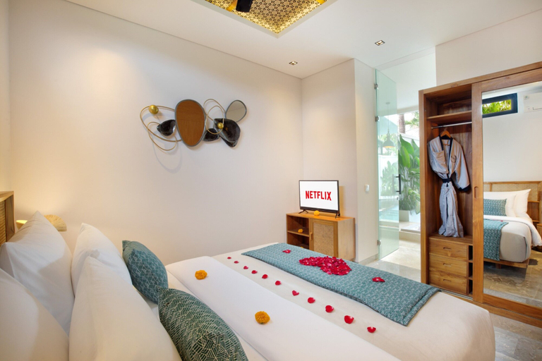 Bedroom 30
