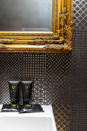 Bathroom 2, Plebiscito Boutique Rooms, Napoli