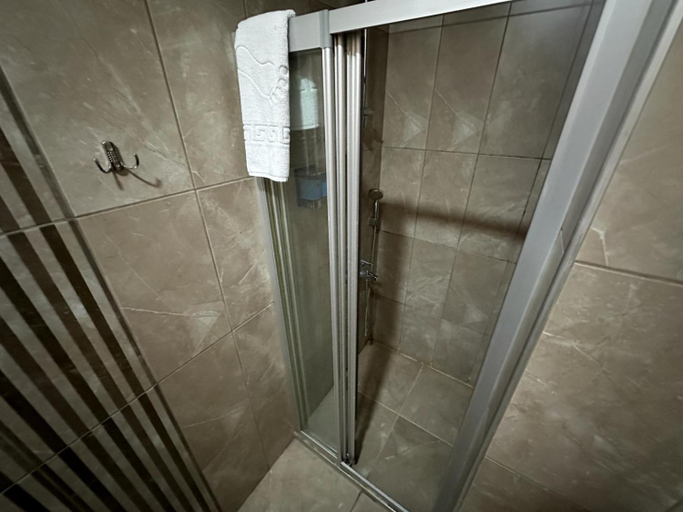 Bathroom 3, Niconya Port Suite & Hotel, Bakırköy