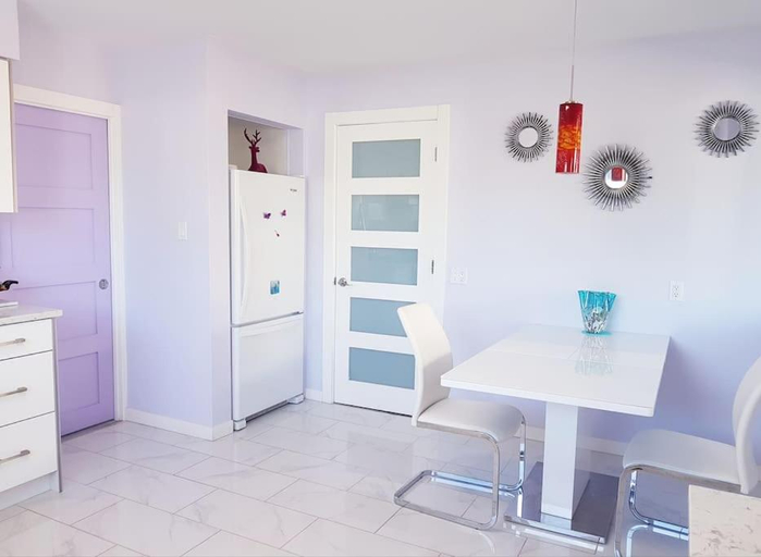 Others 3, private single room in a house, Greater Vancouver