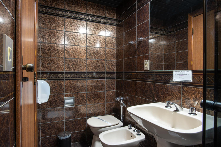Bathroom 2, Motel Fantasy 5, Belo Horizonte