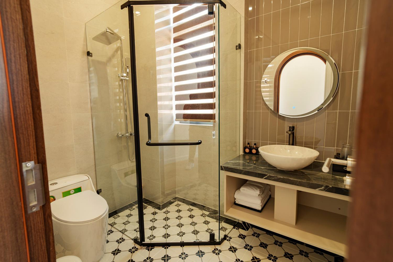 Bathroom 8