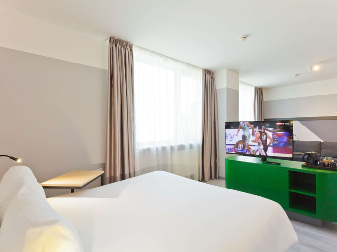 Bedroom 4, ibis Styles Kaunas Centre, Kauno