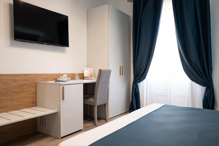 Others 2, A Due Passi - Guest House, Messina