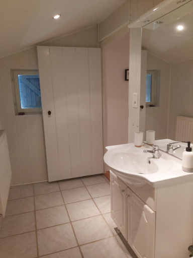 Bathroom 2, Gite du jardin du Bout du Ciel, Saône-et-Loire