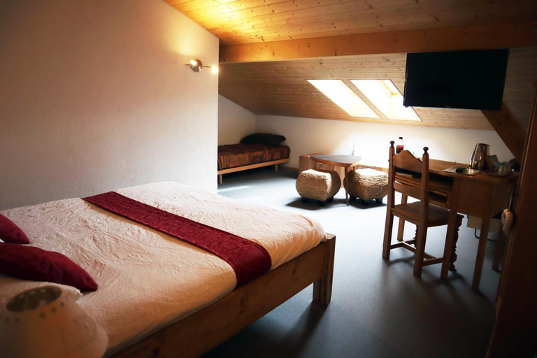 Bedroom 6