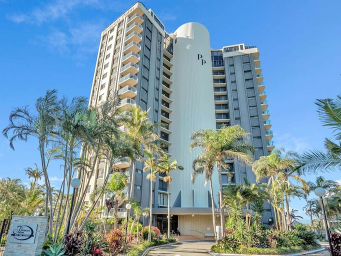Exterior & Views, Ocean Front Escape on Palm Beach, Gold Coast