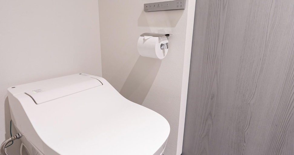 Bathroom 17