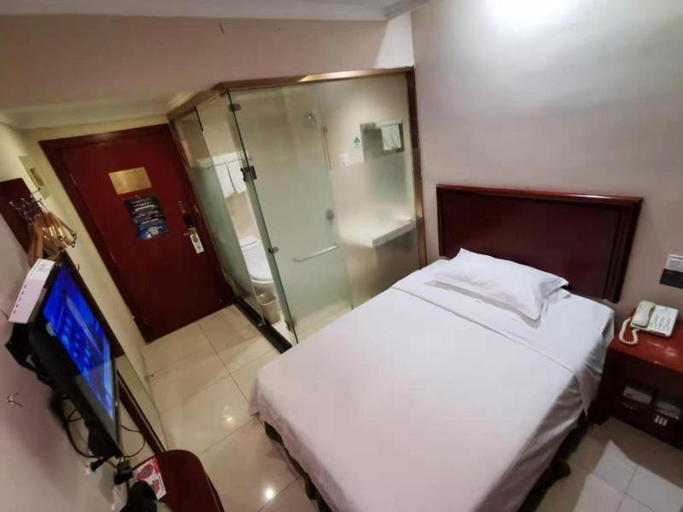 Bedroom 3, Greentree Inn Jiangsu Suzhou Kunshan Development Zone Penglang Xinxing Road Express Hotel  , Suzhou