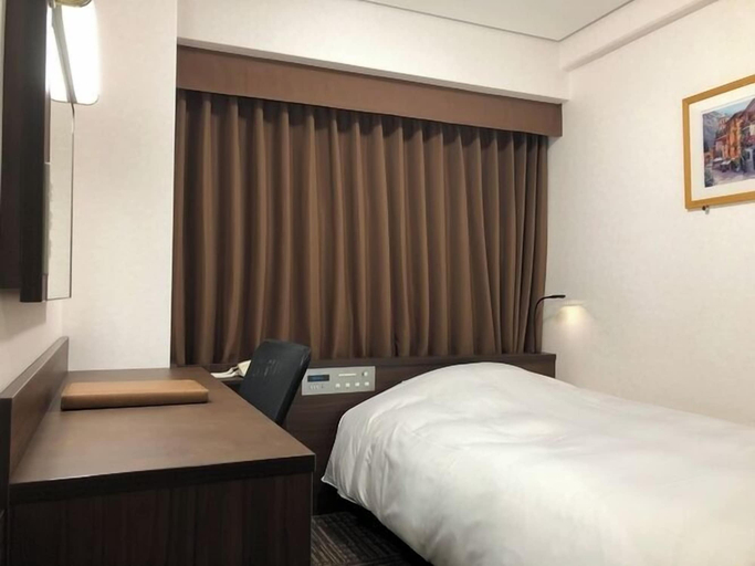 Bedroom 5, Hotel Alpha-One Takaoka-Ekimae, Takaoka