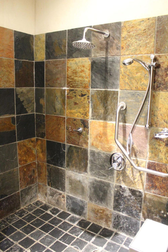 Bathroom 4, Mosate Lodge, Capricorn