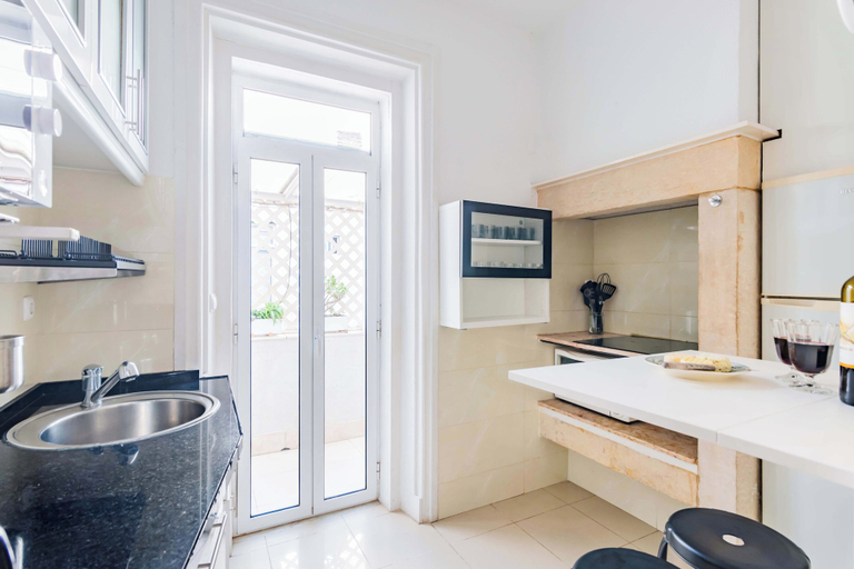 Bathroom 3, Bica's River View Duplex, Lisbon